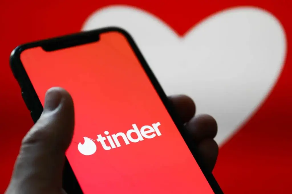 Change Tinder Location